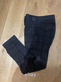 Gucci mens trousers (Size 46)