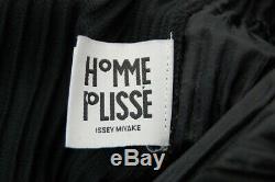 HOMME PLISSE ISSEY MIYAKE Black Men's Half Pants size3 338 0011