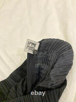 Homme Plissé Issey Miyake pleated trousers Size 1