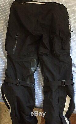 Klim Badlands Mens Gore Tex Pro Motorcycle Trousers (size 34 Reg)