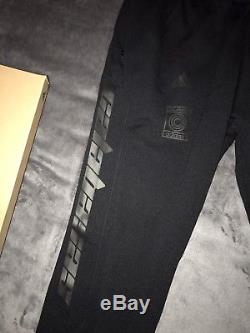 Men's Calabasas Adidas Yeezy Trackpants Black size small